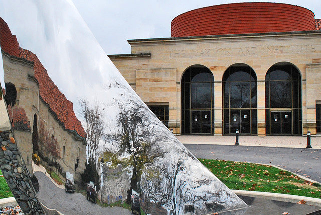 [Image: ve-may-bay-di-dayton-2.jpg]