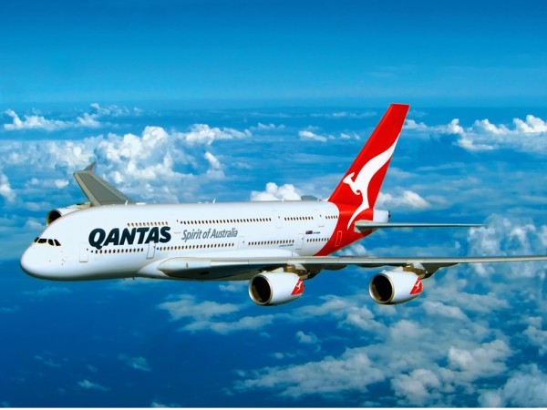 ve may bay qantas
