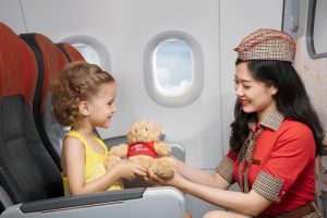 Quy định trẻ em đi máy bay một mình có phức tạp như bạn nghĩ?