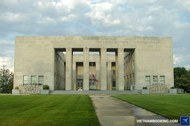 ve may bay gia re di jackson