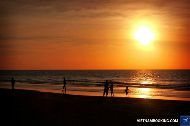 ve may bay gia re di miri