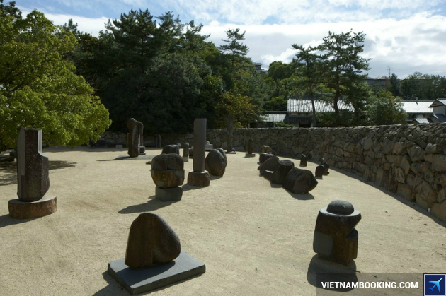 ve may bay di takamatsu