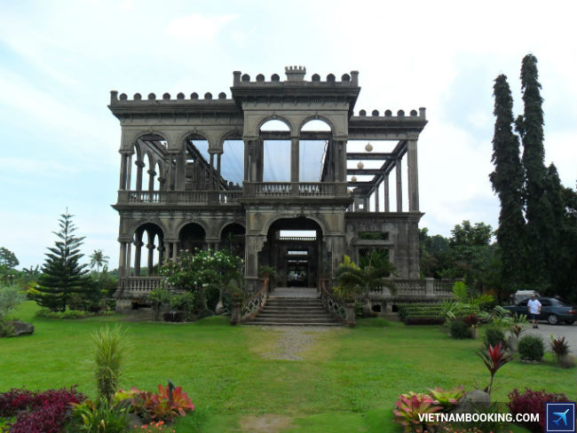 ve may bay di philippines gia mem