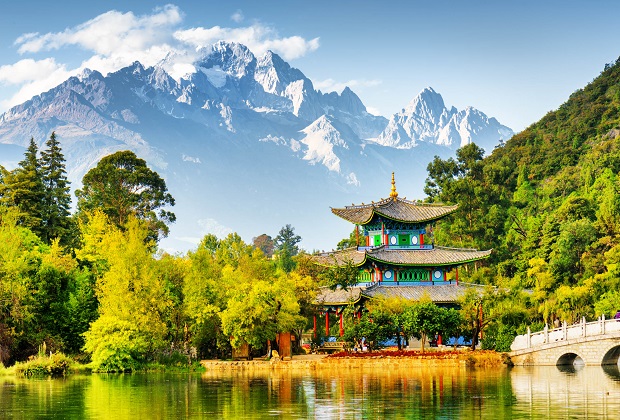 Phong cảnh hữu tình ở Trung Quốc mang đến cho du khách nhiều trải nghiệm du lịch đáng nhớ mua vé máy bay từ TpHCM đi Trung Quốc