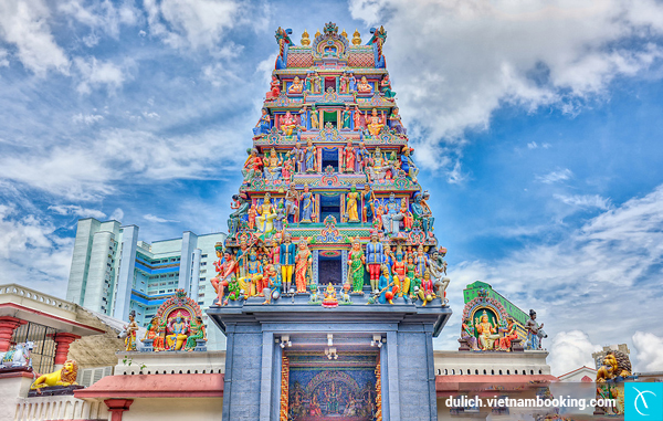 Hindu Sri Mariamman 7-trai-nghiem-khong-mat-tien-khi-du-lich-singapore-4-10-12-2015