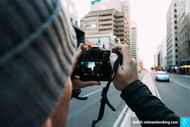 Chọn điểm dừng chân sao cho phông nền đẹp bi kip chup hinh dep khi di du lich