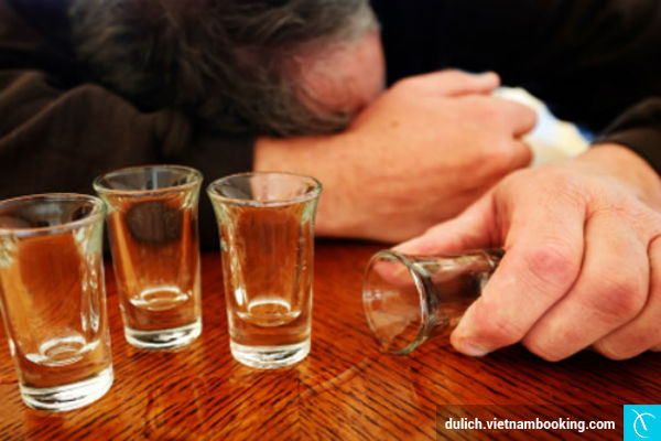 cam-nag-du-lich-nuoc-ngoai-25-12-2015- 3