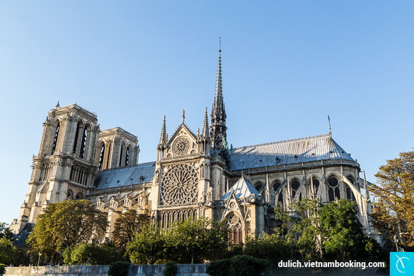 chiem-nguong-10-nha-tho-gothic-dep-nhat-chau-au-8-31-12-2015