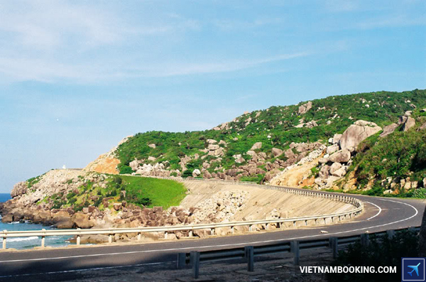 chinh-phuc-diem-cuc-dong-cua-to-quoc-tai-mui-dien-1-25-12-2015