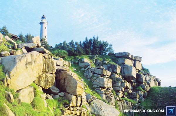 chinh-phuc-diem-cuc-dong-cua-to-quoc-tai-mui-dien-3-25-12-2015