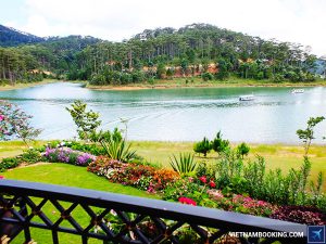 Thỏa thích khám phá các điểm du lịch nổi tiếng theo lịch nghỉ năm 2016