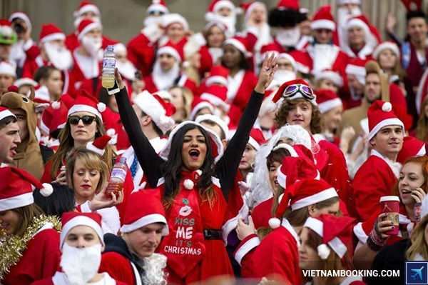 ve may bay di ha noi gia re nhat