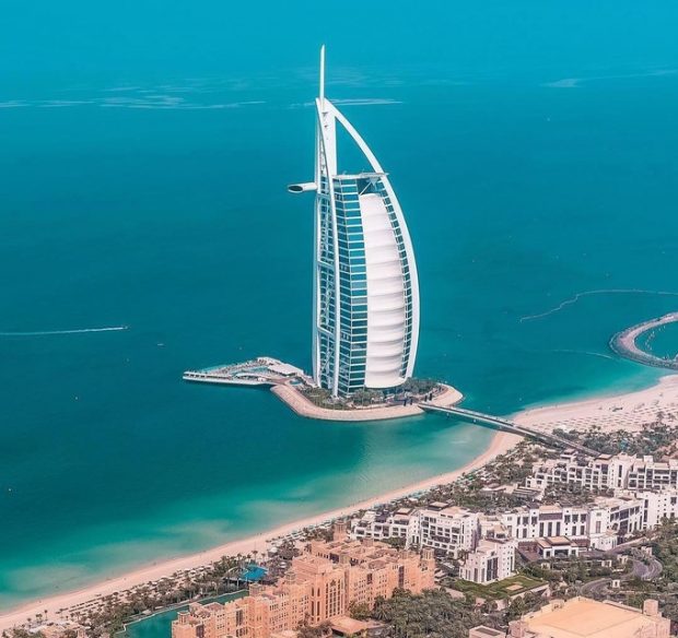 kh&aacute;ch sạn 7 sao Burj al-Arab tr&ecirc;n Thế Giới