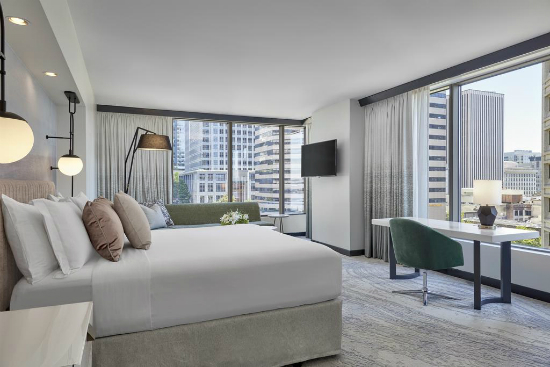 Khách sạn sang trọng