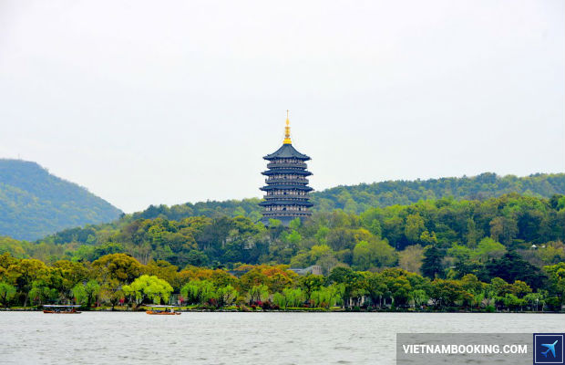 dat mua ve may bay di hang chau