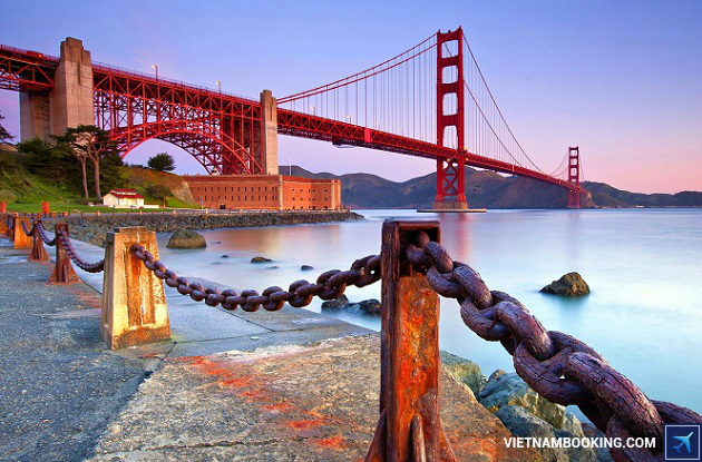 ve may bay di my gia re nhat