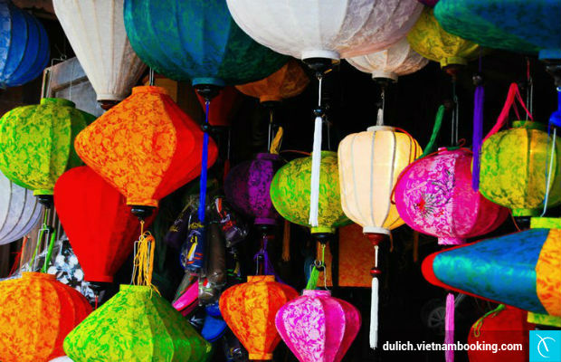 Làng nghề làm đèn lồng Hội An du lich quang nam