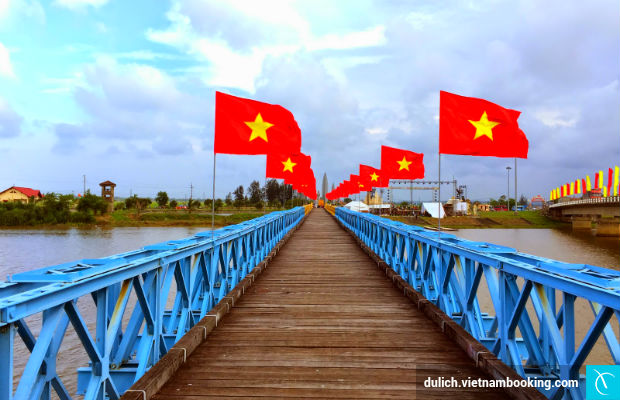 Sông Bến Hải – cầu Hiền Lương du lich thai quang tri gia re