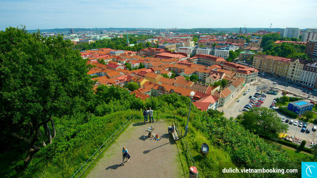 tour du lich thuy dien gia re