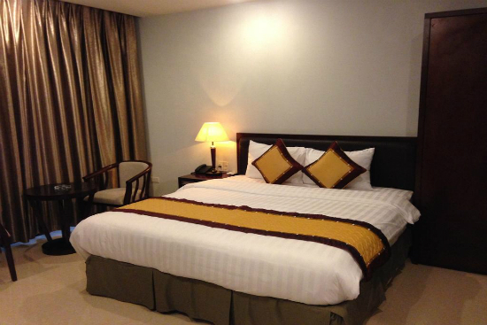 Kh&aacute;ch sạn H&agrave; Long gi&aacute; rẻ