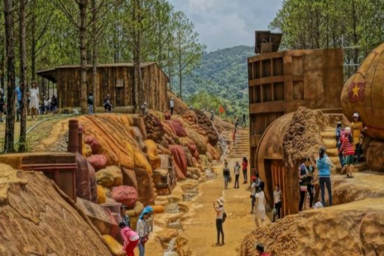 Tiêu điểm du lịch tháng 2