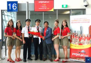 Vietjet Air: Chào mừng chuyến bay TPHCM – Đài Trung đầu tiên cất cánh