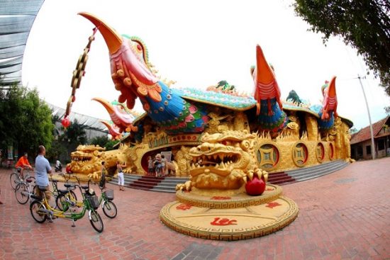 Du lịch B&igrave;nh Dương th&aacute;ng 4