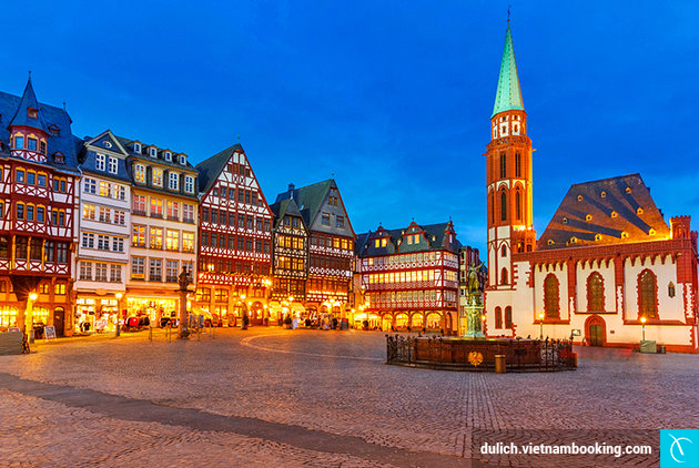 di du lich frankfurt gia re