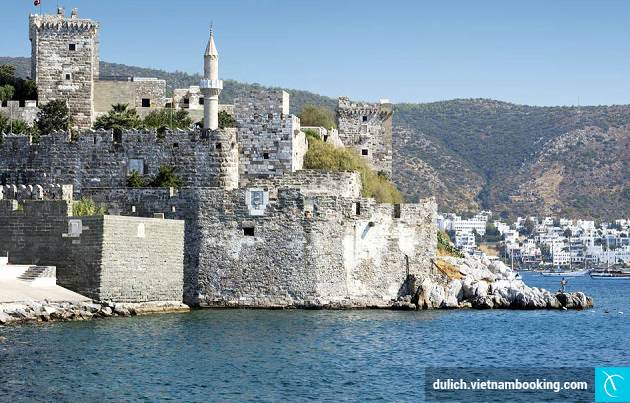 tour du lich tho nhi ky gia re