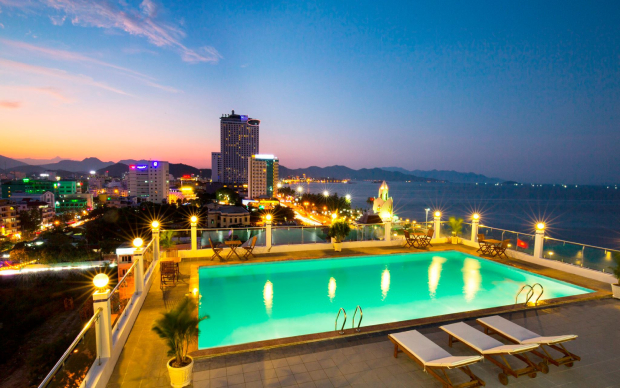 Nên ở khách sạn nào Nha Trang - Happy Light Nha Trang
