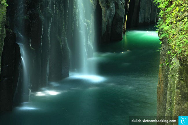 hem nui thieng nhat ban