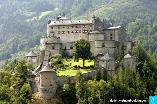 Lâu đài Hohen Werfen top 10 lau dai dep nhat chau au