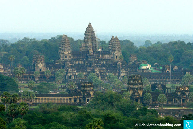 nhung diem du lich bang khinh khi cau dep nhat hanh tinh