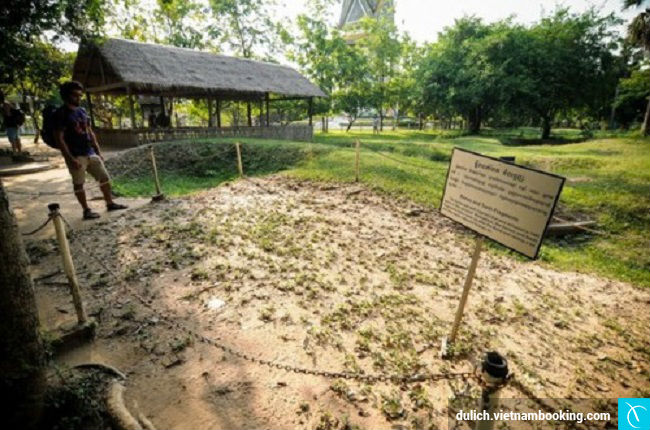 Hố chôn tập thể ở Cánh đồng chết du lich phnom penh