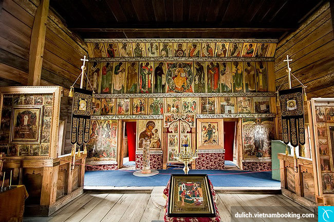 bao tang ngoai troi nga