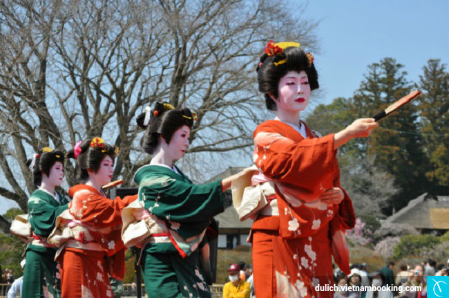 vuon hoa mơ dep nhat nhat ban