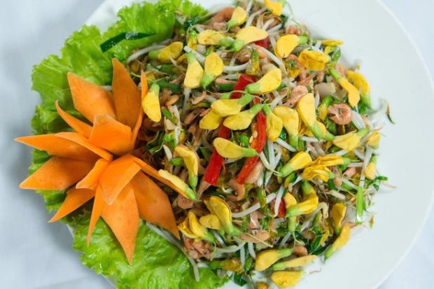 Địa điểm du lịch Châu Đốc - Món ăn từ bông điên điển