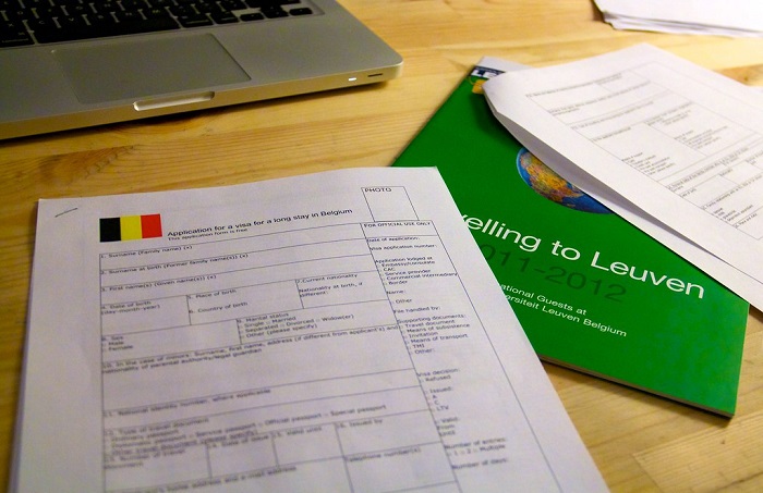 l&agrave;m visa đi bỉ