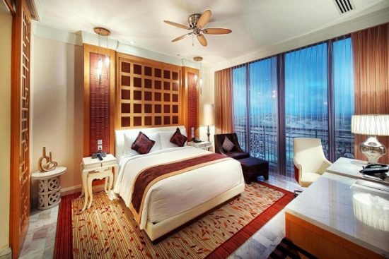 Khách sạn Hồ Tràm cao cấp