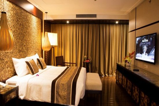 Khách sạn nghỉ mát ở Hồ Tràm