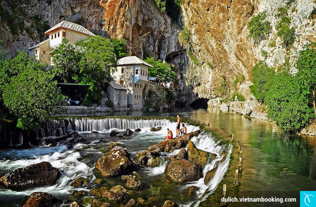 nhung dia diem an minh tren the gioi