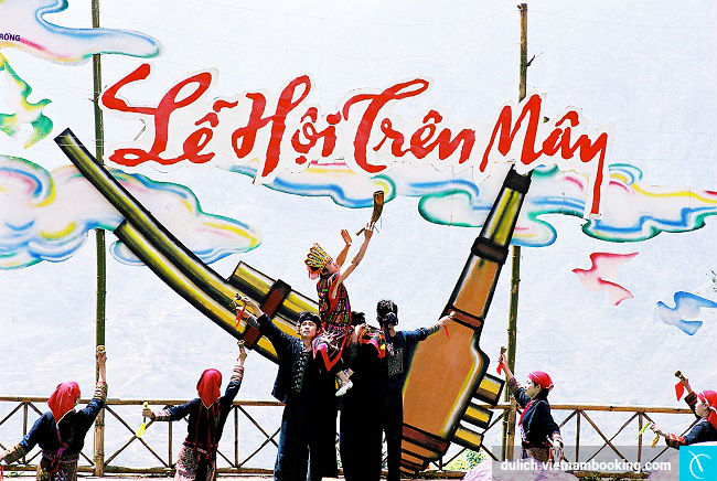 Lễ hội trên mây ở Sapa diem nong du lich le 304