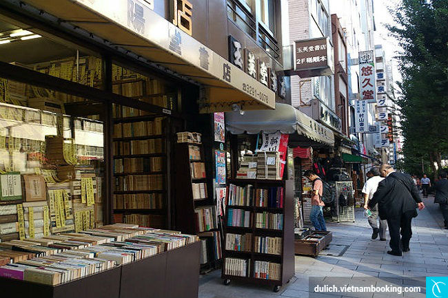 Con đường sách lớn nhất thế giới Jinbocho du lich nhat ban