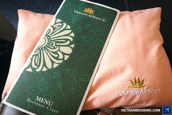 ban-biet-gi-ve-hang-thuong-gia-cua-VNA-19-05-2017-4