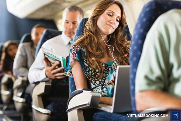 Điều kiện giá vé Hạng Phổ thông tiêu chuẩn cho chặng xuất phát từ Mỹ dieu-kien-gia-ve-cua-cac-hang-ghe-VNA-chang-bay-tu-My-19-05-2017-2