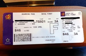 Hướng dẫn đổi vé máy bay Thai Airways an toàn, tiết kiệm chi phí tối đa