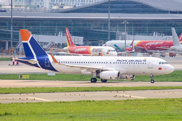 vé máy bay Pacific Airlines