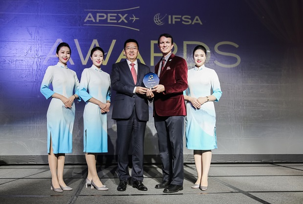 Xiamen Airlines vinh dự nhận giải thưởng APEX World Class 2024 Xiamen Airlines nhận giải APEX World Class