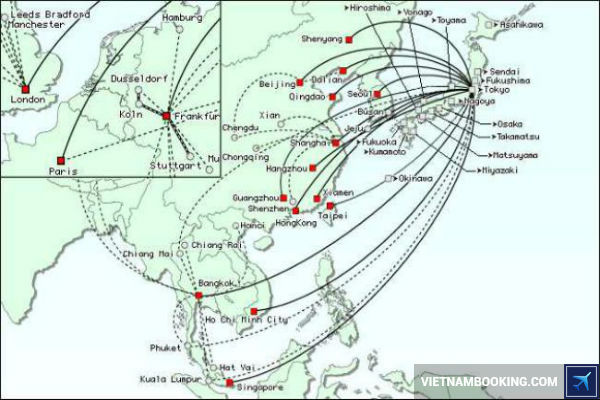 dai-ly-ve-may-bay-ANA-Ha-Noi-02-06-2017-3