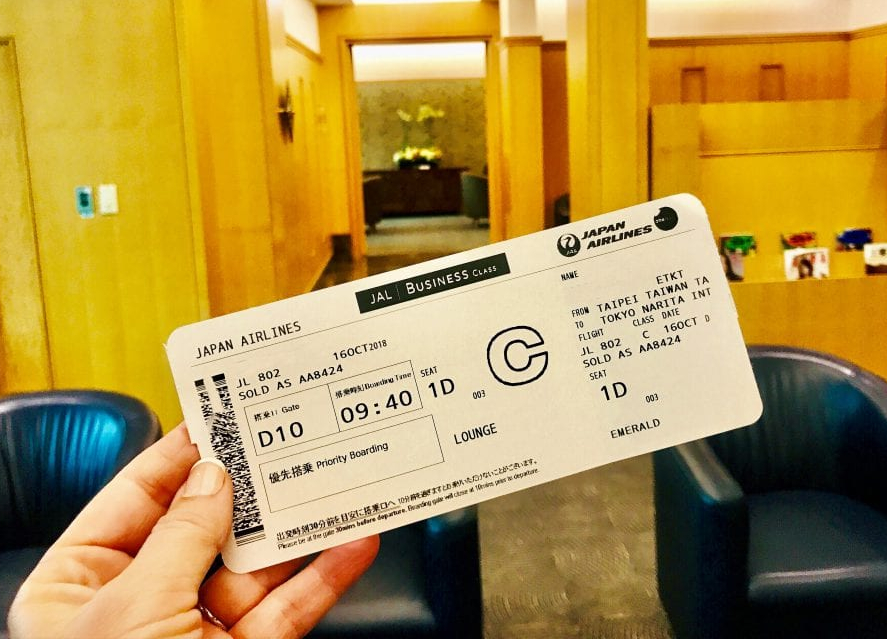 Hành khách sẽ được hỗ trợ đổi vé máy bay Japan Airlines trong trường hợp không thể khởi hành chuyến bay đúng lịch trình đổi vé máy bay Japan Airlines